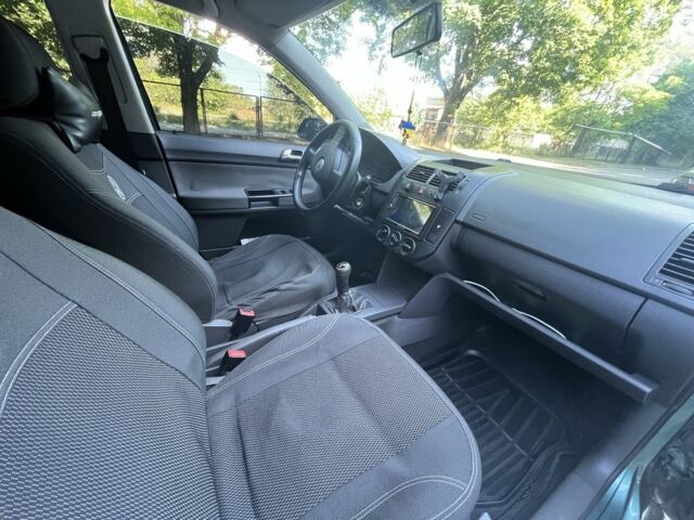 Зеленый Фольксваген Поло, объемом двигателя 0 л и пробегом 210 тыс. км за 4500 $, фото 7 на Automoto.ua