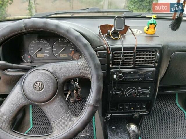 Зелений Фольксваген Поло, об'ємом двигуна 1.6 л та пробігом 66 тис. км за 1700 $, фото 4 на Automoto.ua