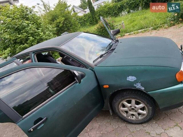 Зелений Фольксваген Поло, об'ємом двигуна 1.6 л та пробігом 66 тис. км за 1700 $, фото 5 на Automoto.ua