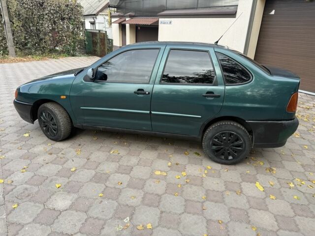 Зеленый Фольксваген Поло, объемом двигателя 1.4 л и пробегом 555 тыс. км за 1375 $, фото 7 на Automoto.ua