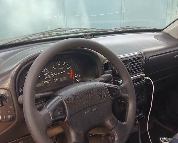 Фольксваген Поло 1998 у Снигиревке на Automoto.ua Зелений Фольксваген Поло, об'ємом двигуна 1.4 л та пробігом 160 тис. км за 1650 $, фото 2 на Automoto.ua