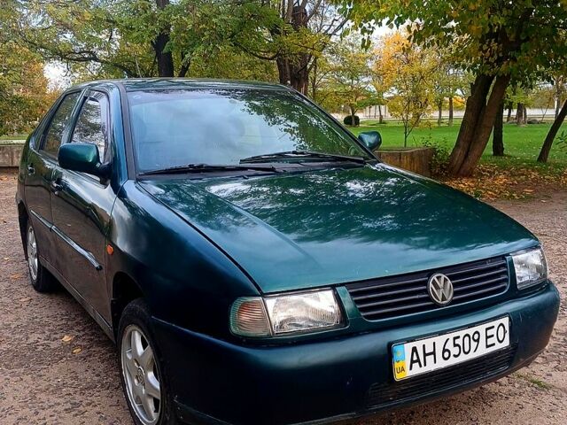 Фольксваген Поло 1998 у Снигиревке на Automoto.ua Зелений Фольксваген Поло, об'ємом двигуна 1.4 л та пробігом 170 тис. км за 1750 $, фото 2 на Automoto.ua