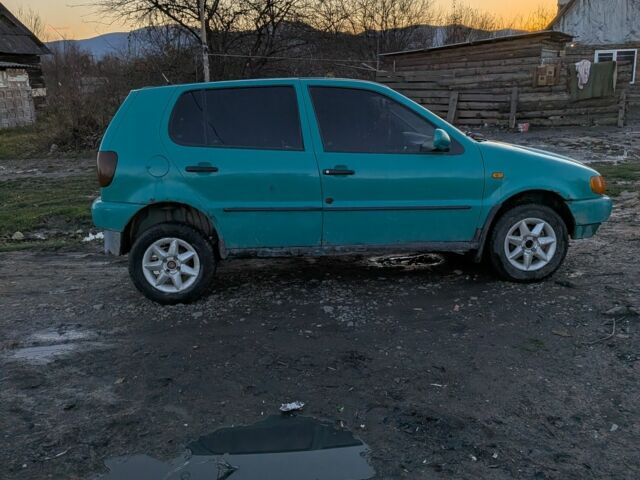 Зеленый Фольксваген Поло, объемом двигателя 6 л и пробегом 2 тыс. км за 350 $, фото 2 на Automoto.ua