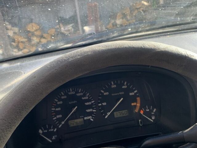 Зеленый Фольксваген Поло, объемом двигателя 1.4 л и пробегом 247 тыс. км за 1900 $, фото 5 на Automoto.ua