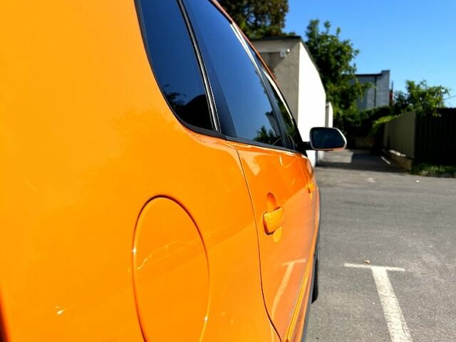 Оранжевый Фольксваген Поло, объемом двигателя 1.4 л и пробегом 222 тыс. км за 5000 $, фото 3 на Automoto.ua