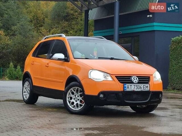 Оранжевый Фольксваген Поло, объемом двигателя 1.4 л и пробегом 230 тыс. км за 4850 $, фото 6 на Automoto.ua