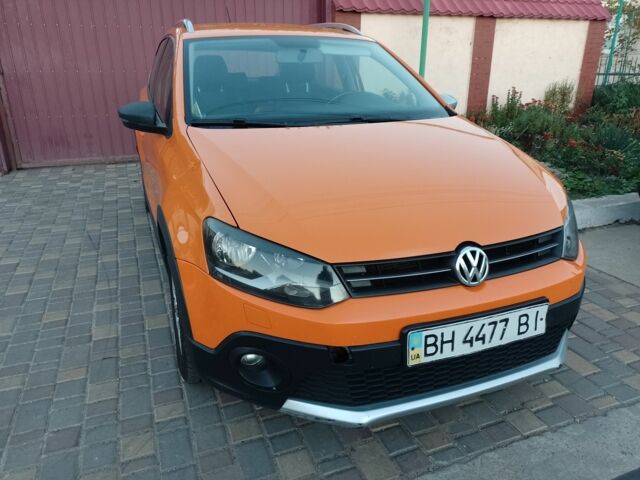 Оранжевый Фольксваген Поло, объемом двигателя 1.2 л и пробегом 251 тыс. км за 5200 $, фото 1 на Automoto.ua