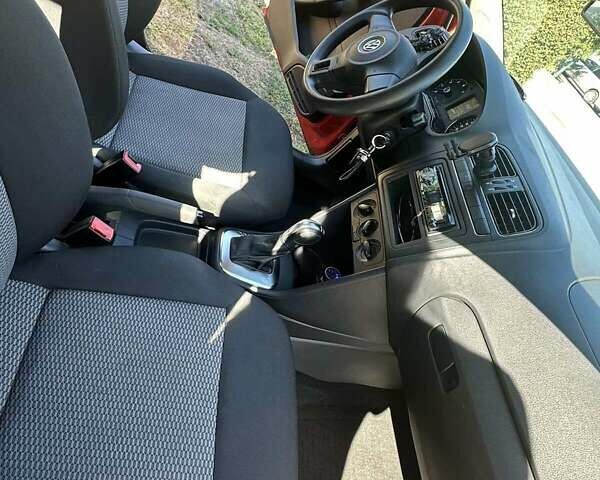 Оранжевый Фольксваген Поло, объемом двигателя 1.39 л и пробегом 105 тыс. км за 9000 $, фото 11 на Automoto.ua