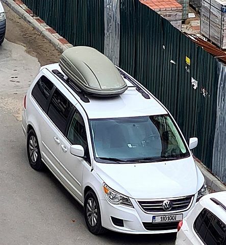 Білий Фольксваген Рутан, об'ємом двигуна 3.6 л та пробігом 280 тис. км за 11500 $, фото 5 на Automoto.ua