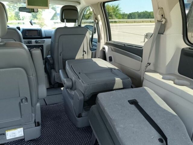 Білий Фольксваген Рутан, об'ємом двигуна 3.6 л та пробігом 319 тис. км за 11500 $, фото 1 на Automoto.ua