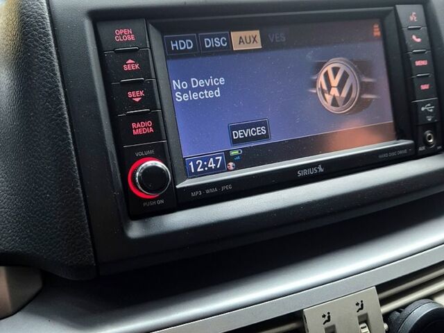 Белый Фольксваген Рутан, объемом двигателя 3.6 л и пробегом 280 тыс. км за 11500 $, фото 4 на Automoto.ua