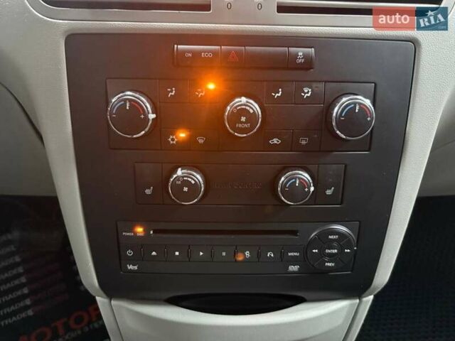 Белый Фольксваген Рутан, объемом двигателя 3.61 л и пробегом 200 тыс. км за 13990 $, фото 27 на Automoto.ua