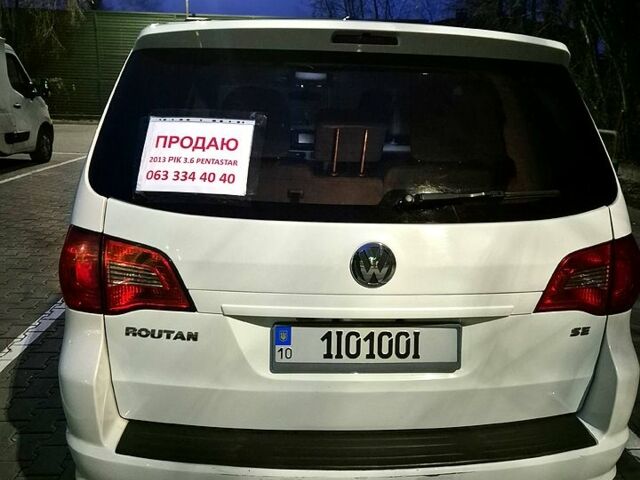 Белый Фольксваген Рутан, объемом двигателя 3.6 л и пробегом 280 тыс. км за 11500 $, фото 3 на Automoto.ua