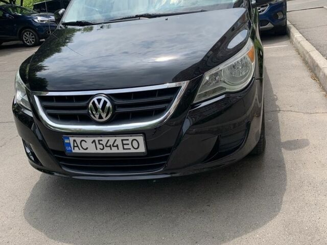 Черный Фольксваген Рутан, объемом двигателя 3.6 л и пробегом 238 тыс. км за 11000 $, фото 1 на Automoto.ua