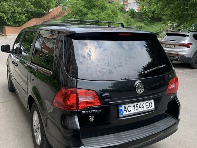 Чорний Фольксваген Рутан, об'ємом двигуна 3.6 л та пробігом 342 тис. км за 11000 $, фото 3 на Automoto.ua