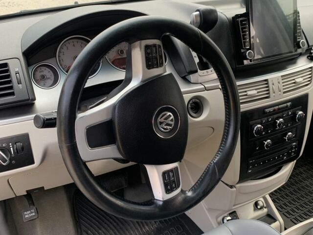 Чорний Фольксваген Рутан, об'ємом двигуна 3.6 л та пробігом 342 тис. км за 11000 $, фото 7 на Automoto.ua