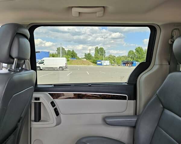 Фольксваген Рутан 2013 в Киеве на Automoto.ua Черный Фольксваген Рутан, объемом двигателя 3.6 л и пробегом 170 тыс. км за 15200 $, фото 20 на Automoto.ua