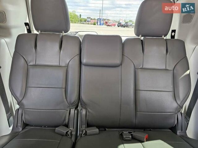 Фольксваген Рутан 2013 в Киеве на Automoto.ua Черный Фольксваген Рутан, объемом двигателя 3.6 л и пробегом 170 тыс. км за 15200 $, фото 16 на Automoto.ua