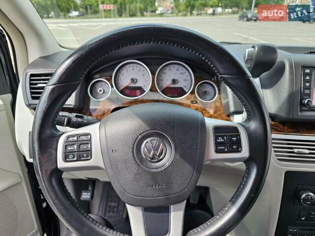 Фольксваген Рутан 2013 в Киеве на Automoto.ua Черный Фольксваген Рутан, объемом двигателя 3.6 л и пробегом 170 тыс. км за 15200 $, фото 5 на Automoto.ua