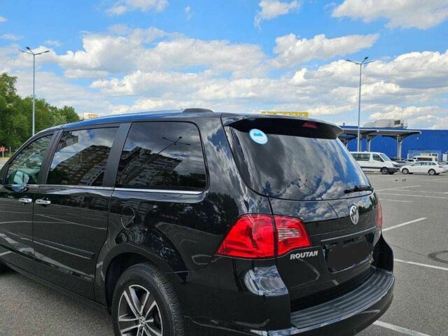 Фольксваген Рутан 2013 у Києві на Automoto.ua Чорний Фольксваген Рутан, об'ємом двигуна 3.6 л та пробігом 170 тис. км за 14800 $, фото 5 на Automoto.ua