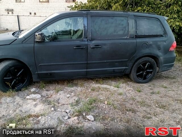 Фольксваген Рутан, объемом двигателя 3.8 л и пробегом 210 тыс. км за 1850 $, фото 4 на Automoto.ua