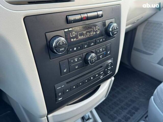 Фольксваген Рутан, объемом двигателя 3.6 л и пробегом 170 тыс. км за 15490 $, фото 26 на Automoto.ua