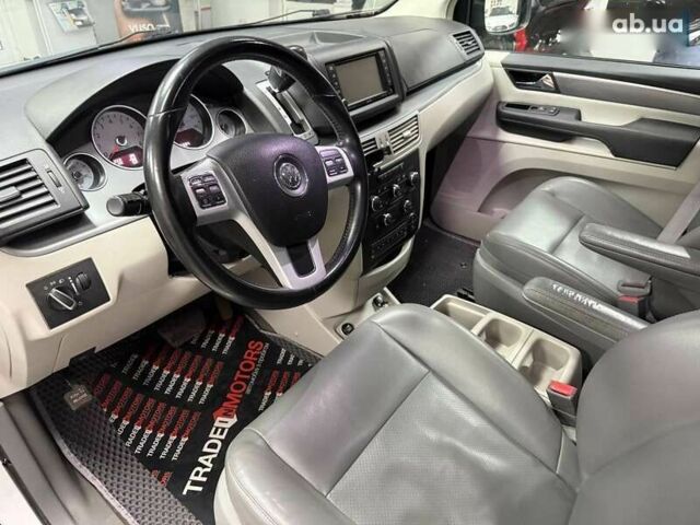 Фольксваген Рутан, объемом двигателя 3.6 л и пробегом 200 тыс. км за 13990 $, фото 18 на Automoto.ua