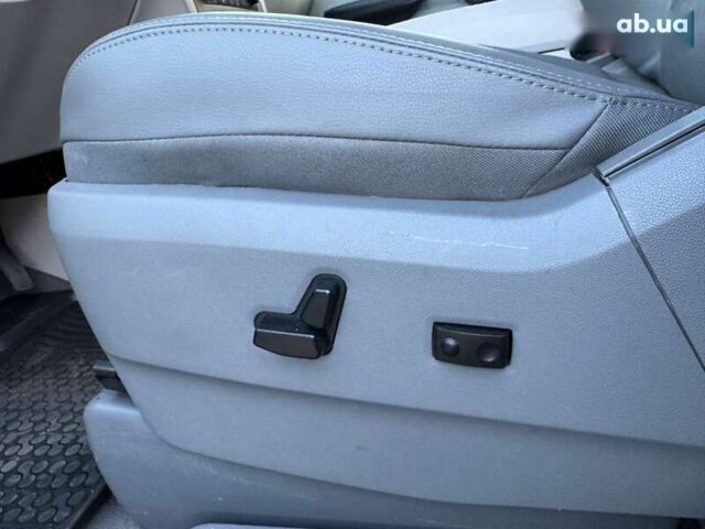 Фольксваген Рутан, объемом двигателя 3.6 л и пробегом 170 тыс. км за 15490 $, фото 15 на Automoto.ua