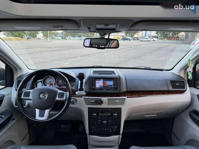 Фольксваген Рутан, объемом двигателя 3.6 л и пробегом 170 тыс. км за 15490 $, фото 29 на Automoto.ua