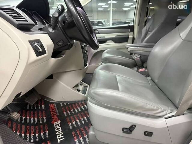 Фольксваген Рутан, объемом двигателя 3.6 л и пробегом 200 тыс. км за 13990 $, фото 17 на Automoto.ua