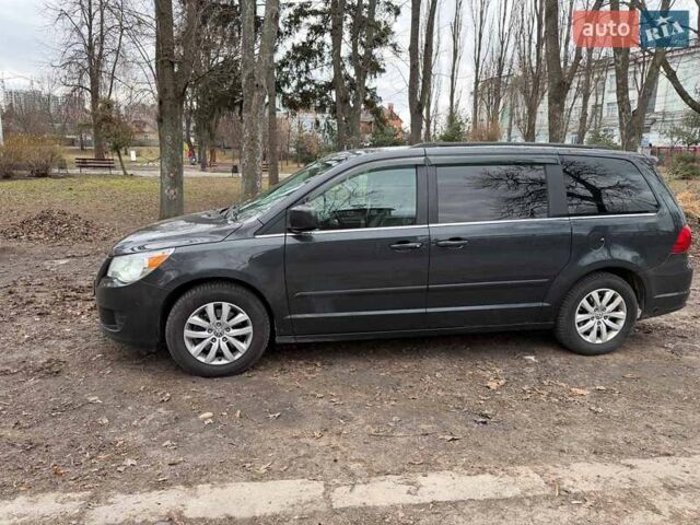 Сірий Фольксваген Рутан, об'ємом двигуна 3.6 л та пробігом 294 тис. км за 11990 $, фото 10 на Automoto.ua