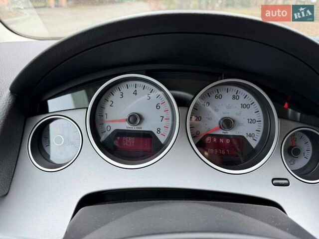 Сірий Фольксваген Рутан, об'ємом двигуна 3.6 л та пробігом 294 тис. км за 11990 $, фото 14 на Automoto.ua