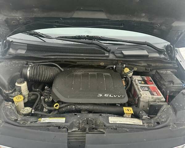 Серый Фольксваген Рутан, объемом двигателя 3.6 л и пробегом 292 тыс. км за 13000 $, фото 20 на Automoto.ua