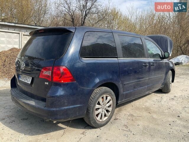 Синій Фольксваген Рутан, об'ємом двигуна 3.6 л та пробігом 148 тис. км за 6900 $, фото 2 на Automoto.ua