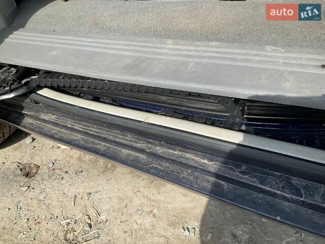 Синій Фольксваген Рутан, об'ємом двигуна 3.6 л та пробігом 148 тис. км за 6900 $, фото 18 на Automoto.ua