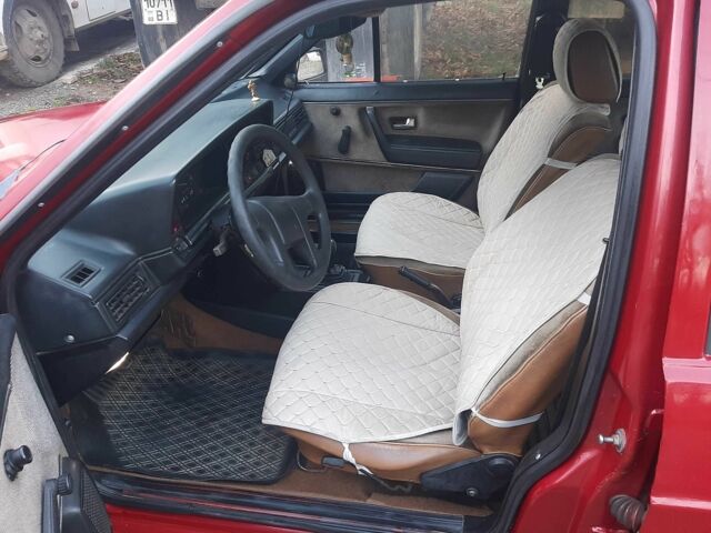 Красный Фольксваген Сантана, объемом двигателя 0 л и пробегом 260 тыс. км за 1100 $, фото 10 на Automoto.ua