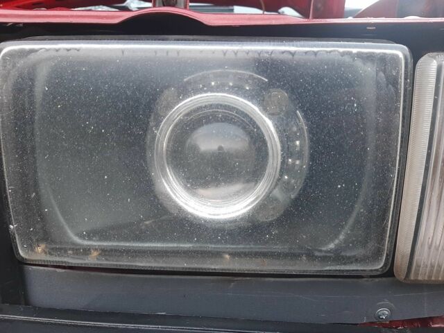 Красный Фольксваген Сантана, объемом двигателя 0 л и пробегом 260 тыс. км за 1100 $, фото 6 на Automoto.ua