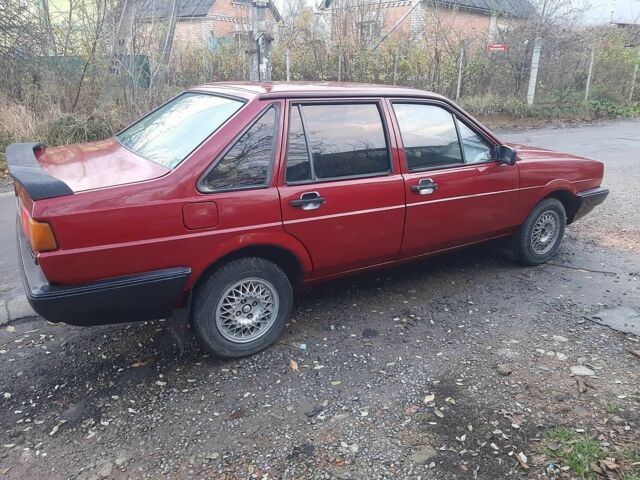 Красный Фольксваген Сантана, объемом двигателя 0 л и пробегом 260 тыс. км за 1100 $, фото 4 на Automoto.ua