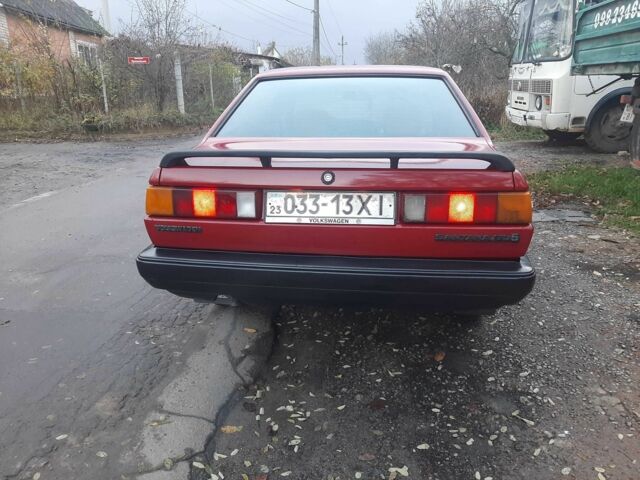 Красный Фольксваген Сантана, объемом двигателя 0 л и пробегом 260 тыс. км за 1100 $, фото 2 на Automoto.ua