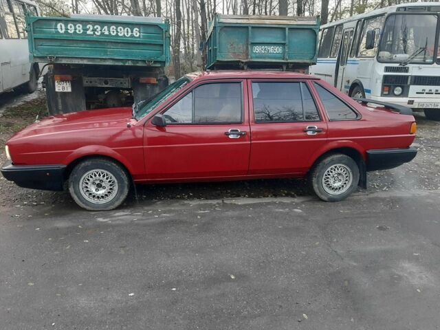 Красный Фольксваген Сантана, объемом двигателя 0 л и пробегом 260 тыс. км за 1100 $, фото 12 на Automoto.ua