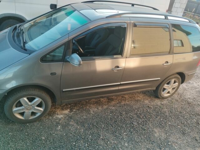 Серый Фольксваген Сантана, объемом двигателя 2 л и пробегом 409 тыс. км за 6100 $, фото 1 на Automoto.ua