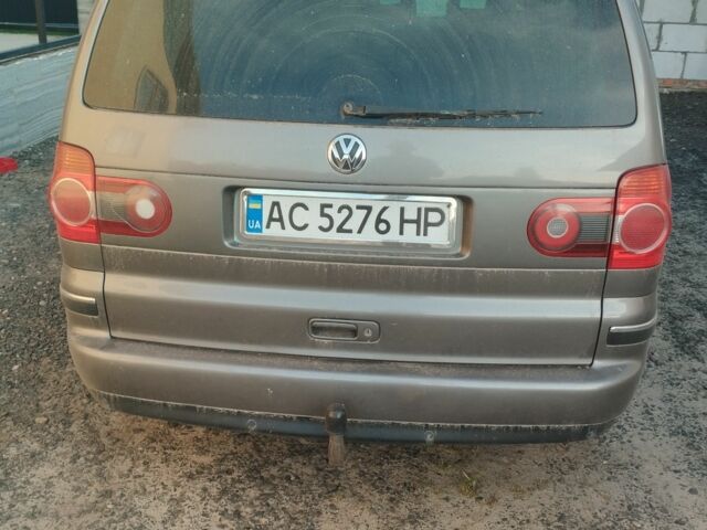 Серый Фольксваген Сантана, объемом двигателя 2 л и пробегом 409 тыс. км за 6100 $, фото 2 на Automoto.ua