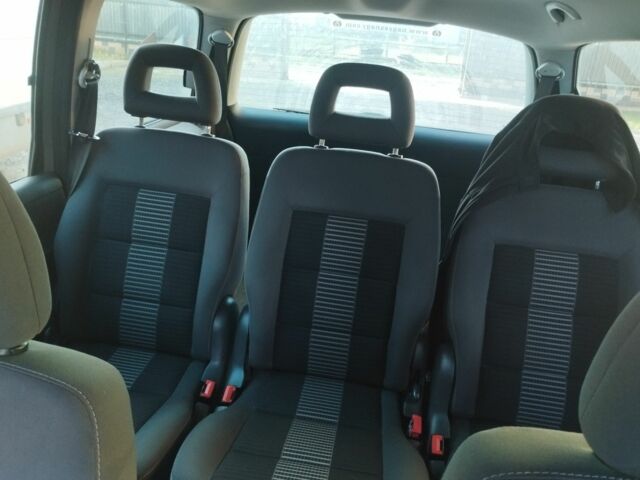 Серый Фольксваген Сантана, объемом двигателя 2 л и пробегом 409 тыс. км за 6100 $, фото 6 на Automoto.ua