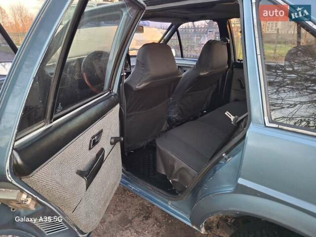 Зеленый Фольксваген Сантана, объемом двигателя 1.76 л и пробегом 300 тыс. км за 1000 $, фото 21 на Automoto.ua