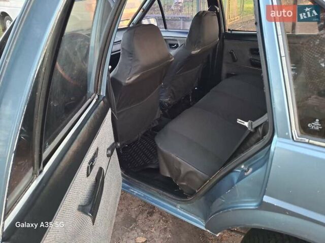 Зеленый Фольксваген Сантана, объемом двигателя 1.76 л и пробегом 300 тыс. км за 1000 $, фото 19 на Automoto.ua