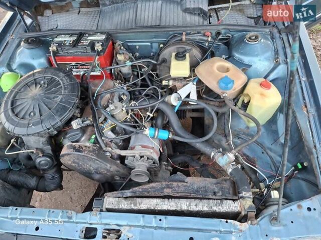 Зеленый Фольксваген Сантана, объемом двигателя 1.76 л и пробегом 300 тыс. км за 1000 $, фото 34 на Automoto.ua