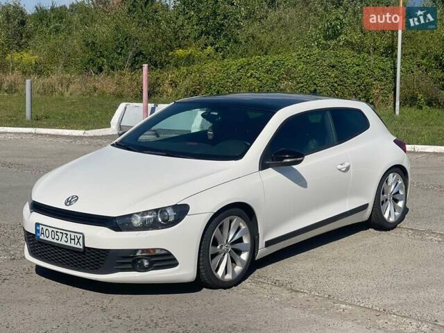 Белый Фольксваген Скирокко, объемом двигателя 1.98 л и пробегом 185 тыс. км за 8800 $, фото 8 на Automoto.ua