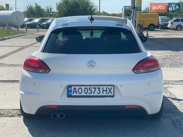 Белый Фольксваген Скирокко, объемом двигателя 1.98 л и пробегом 185 тыс. км за 8800 $, фото 9 на Automoto.ua