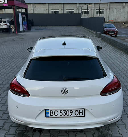 Белый Фольксваген Скирокко, объемом двигателя 2 л и пробегом 213 тыс. км за 13000 $, фото 4 на Automoto.ua