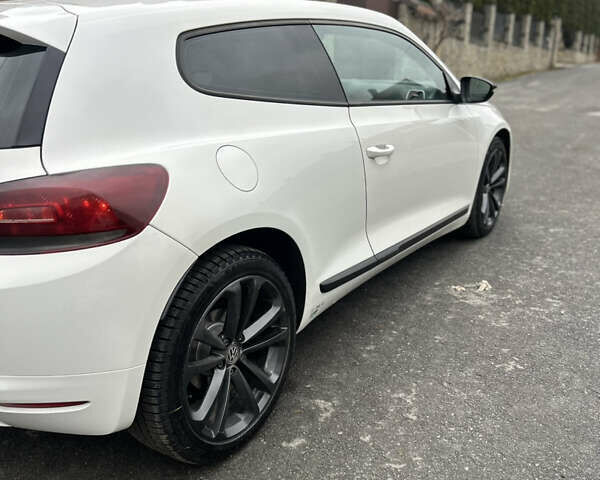 Білий Фольксваген Скірокко, об'ємом двигуна 1.4 л та пробігом 265 тис. км за 8100 $, фото 7 на Automoto.ua